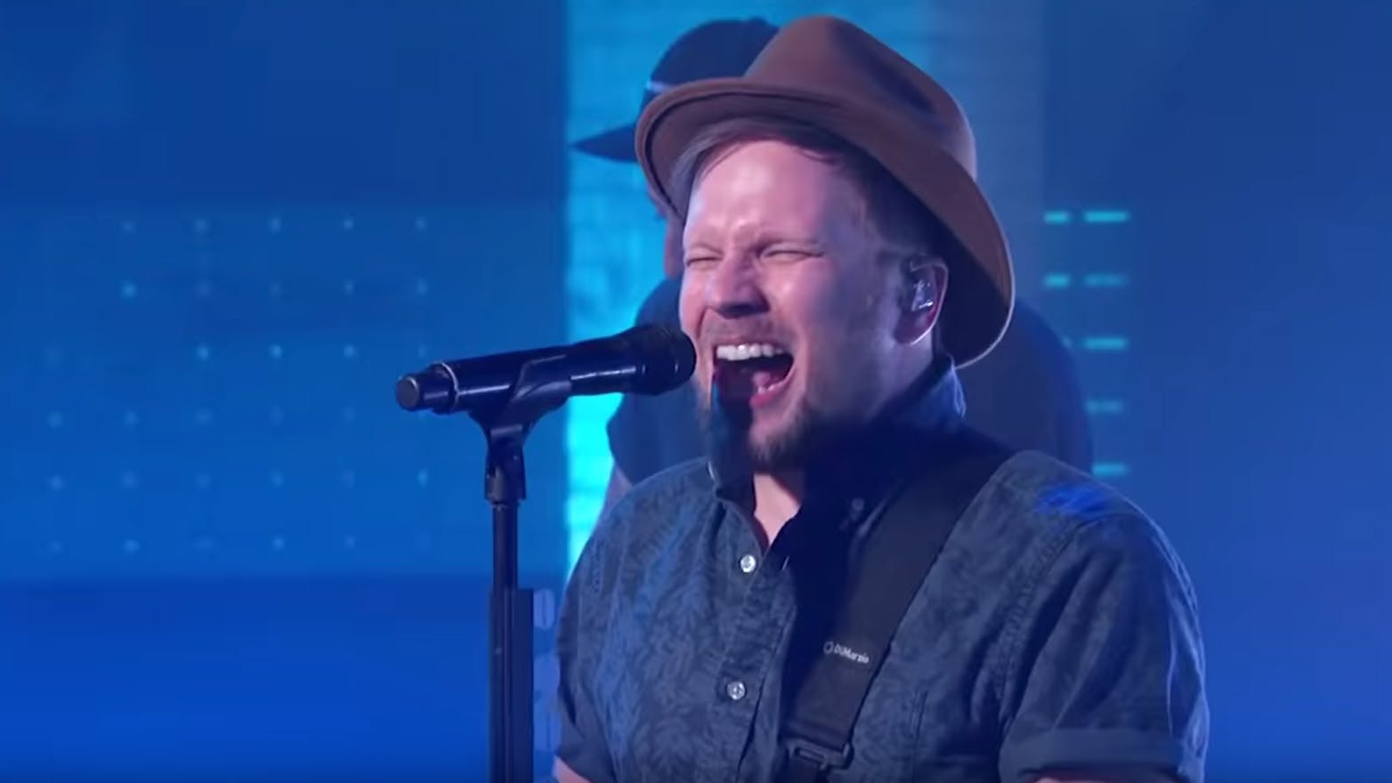 Watch Fall Out Boy Perform New Song Dear Future Self (Hands Up) On Jimmy Kimmel Live