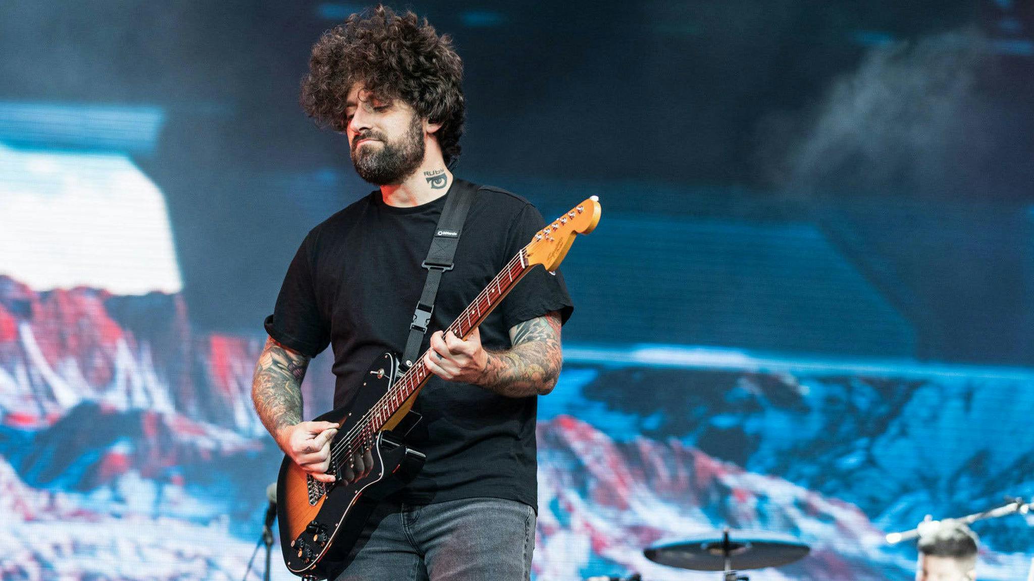 Joe Trohman to take a break from Fall Out Boy to focus on his mental health