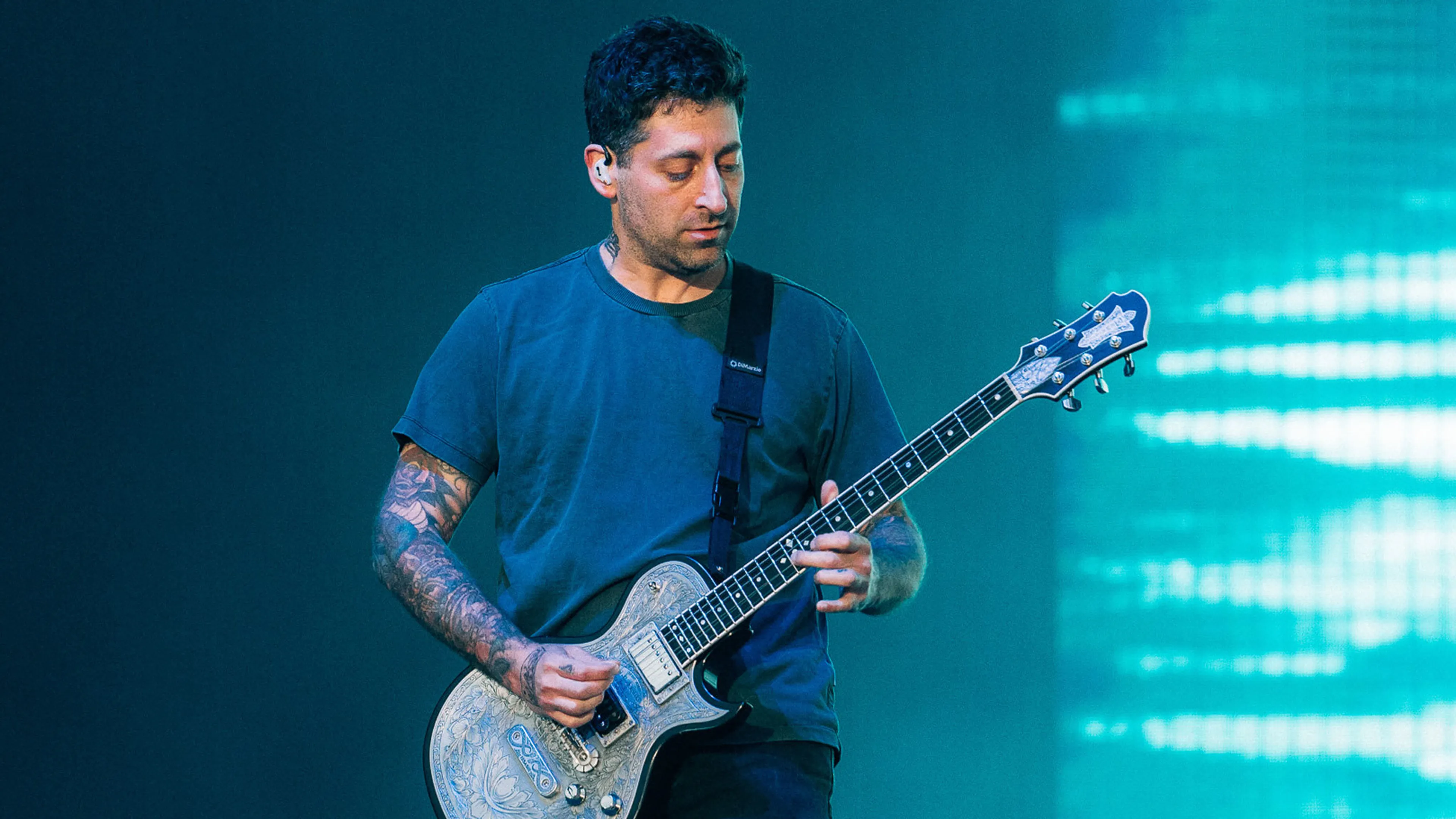 Get a sneak peek inside Joe Trohman’s new photo book