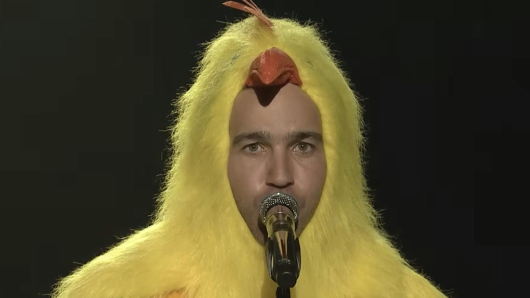 Fall Out Boy dress up as chickens for ‘all-clucking’ version of Sugar, We’re Goin Down