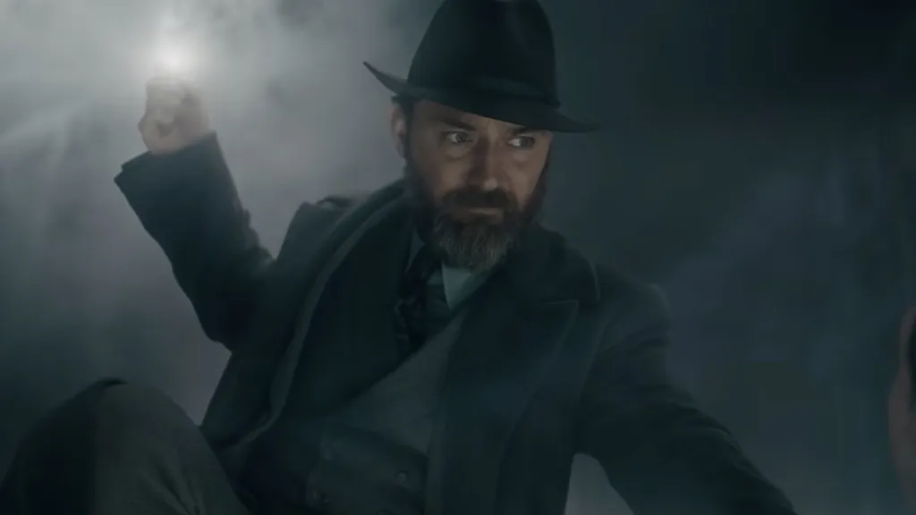 Fantastic Beasts Jude Law Secrets Of Dumbledore second trailer