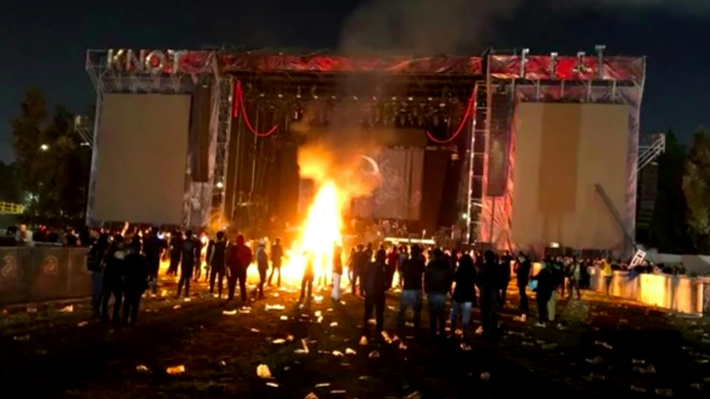 Evanescence's Will Hunt On Fans Burning His Drums At Knotfest Mexico: "Do You Even Riot Bruh?!"