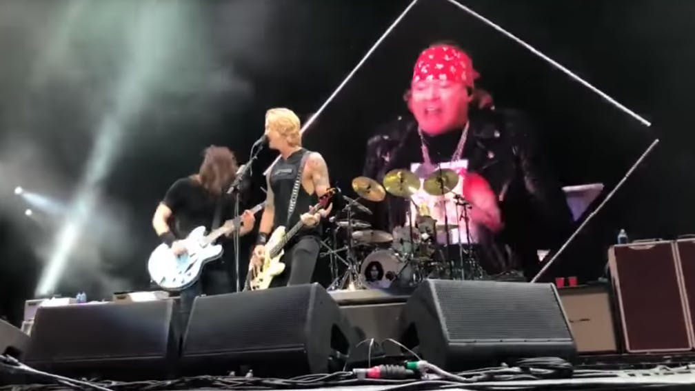 Watch Foo Fighters And Guns N' Roses Perform It's So Easy Together
