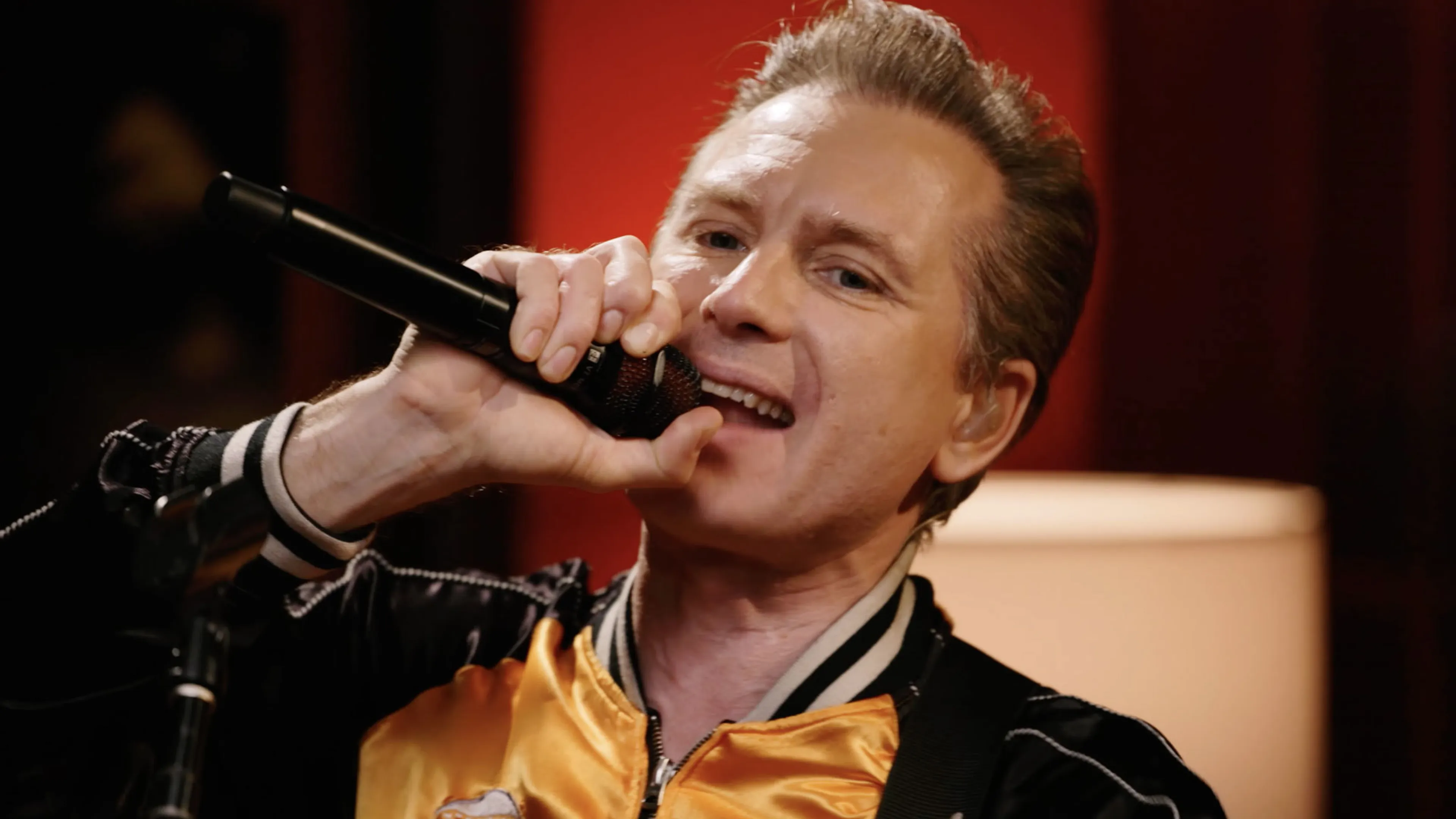 Watch Franz Ferdinand cover Amyl And The Sniffers’ U Should Not Be Doing That