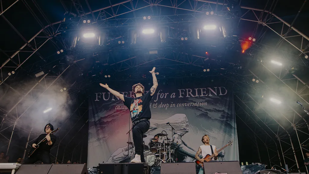 Funeral For A Friend Lucas Woodland live credit Bethan Miller