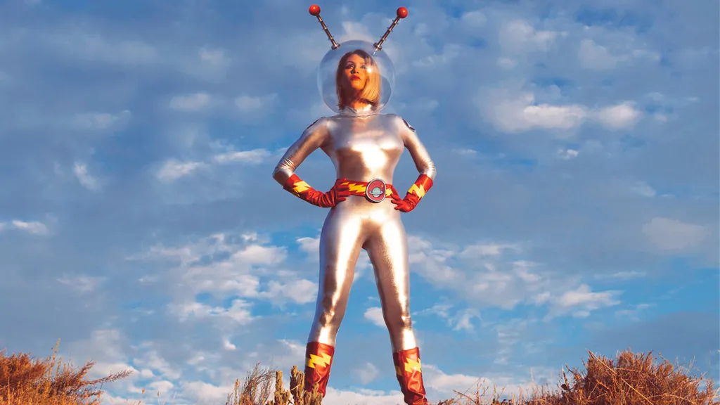 Goldfinger Web Sleeve