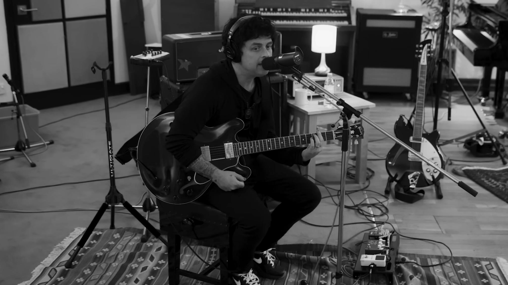 Watch Green Day record new single Dilemma at London’s RAK Studios