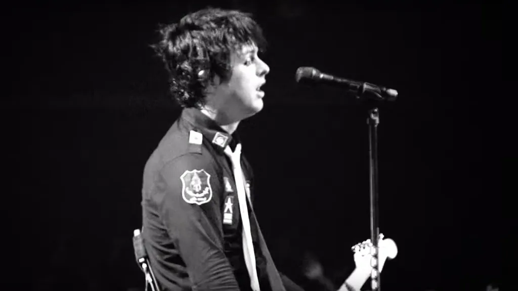 Green Day When I Come Around Live