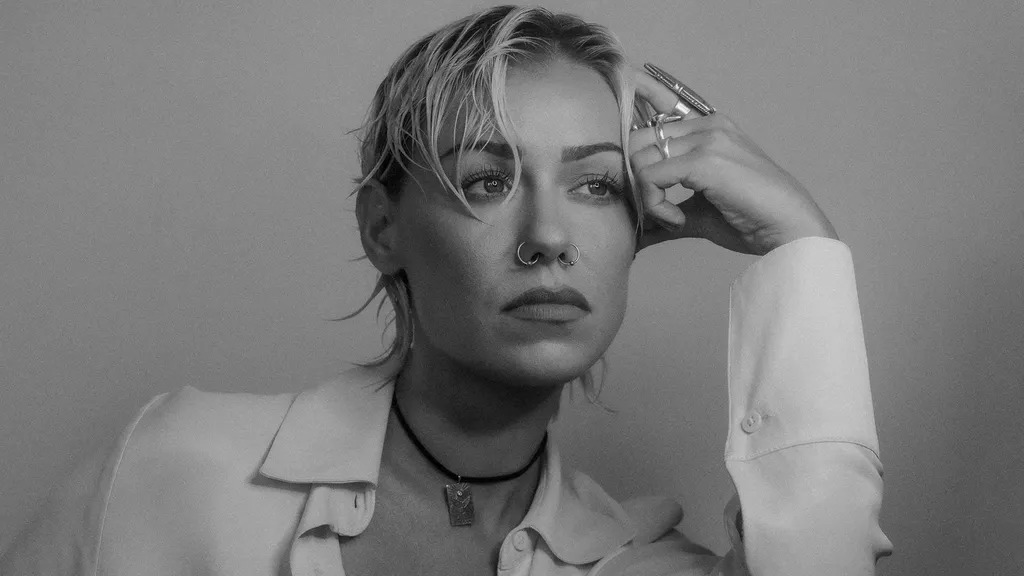 Hevenshe Jenna Mc Dougall August 2025 header promo credit Rhiannan Venn