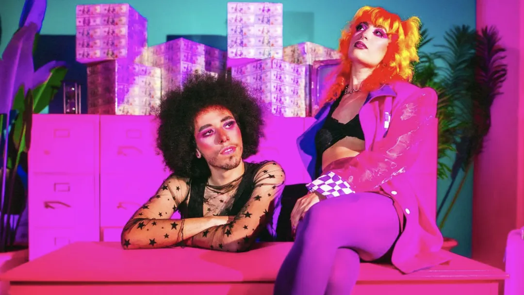 Listen to Honey Revenge’s relatable new single, Rerun Kerrang!