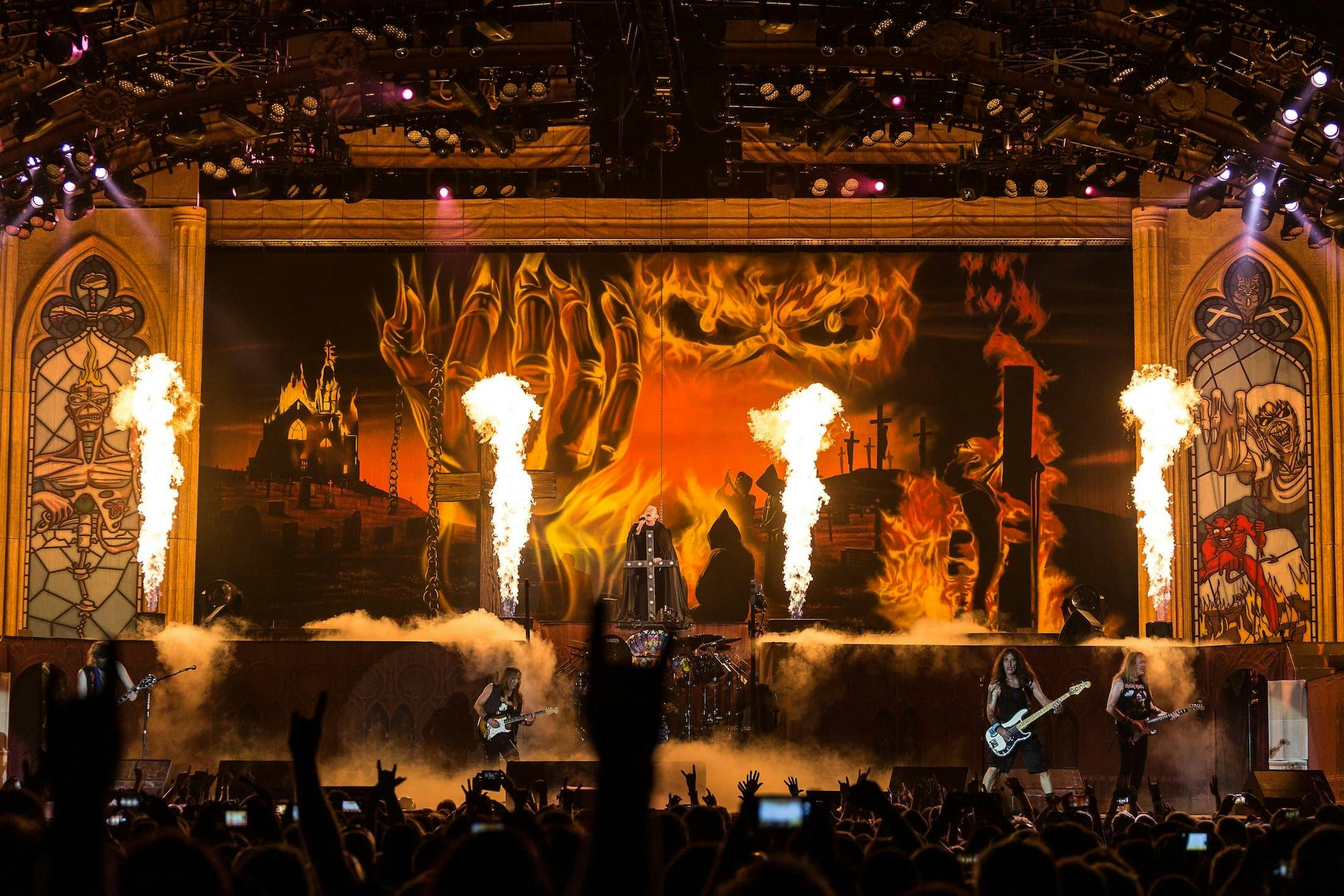 Watch Iron Maiden Perform Run To The Hills On The Legacy Of The Beast Tour