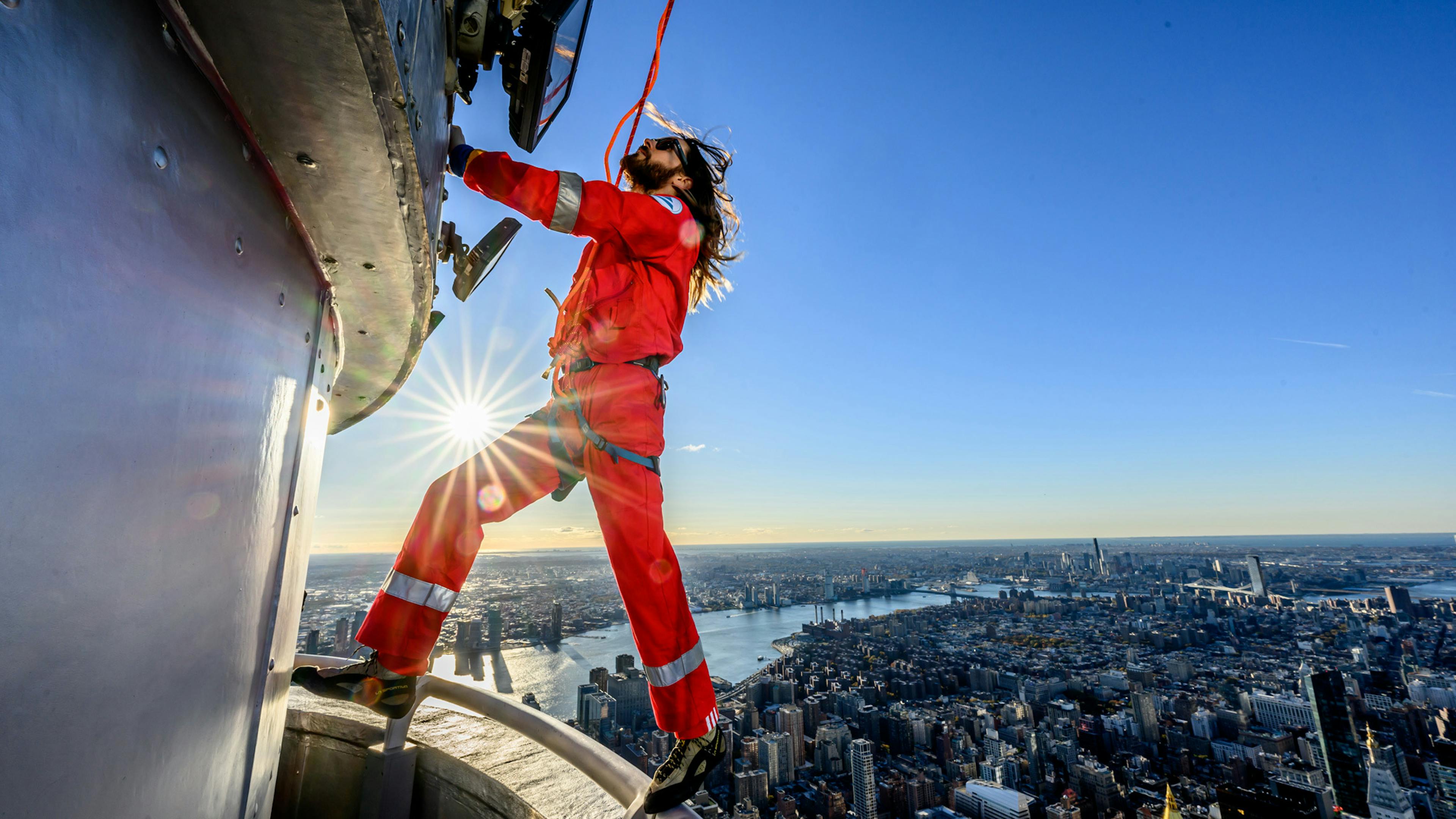 See Jared Leto complete the first-ever climb of the iconic Empire State Building