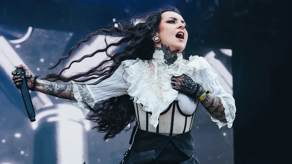 Jinjer live Download Festival 2025 Tatiana credit Andy Ford
