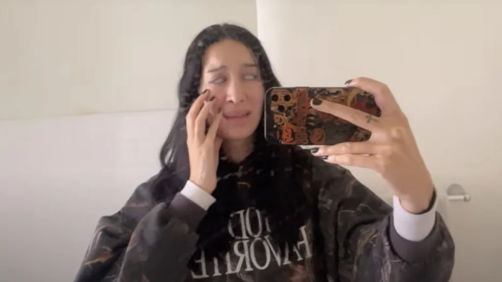 Julia Wolf Jennifers Body video