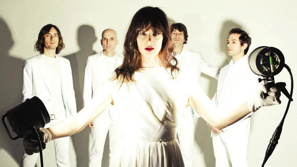 Juliette And The Licks Promo