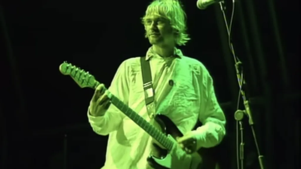 Kurt Cobain's Reading Festival Hospital Gown Is Up For… | Kerrang!