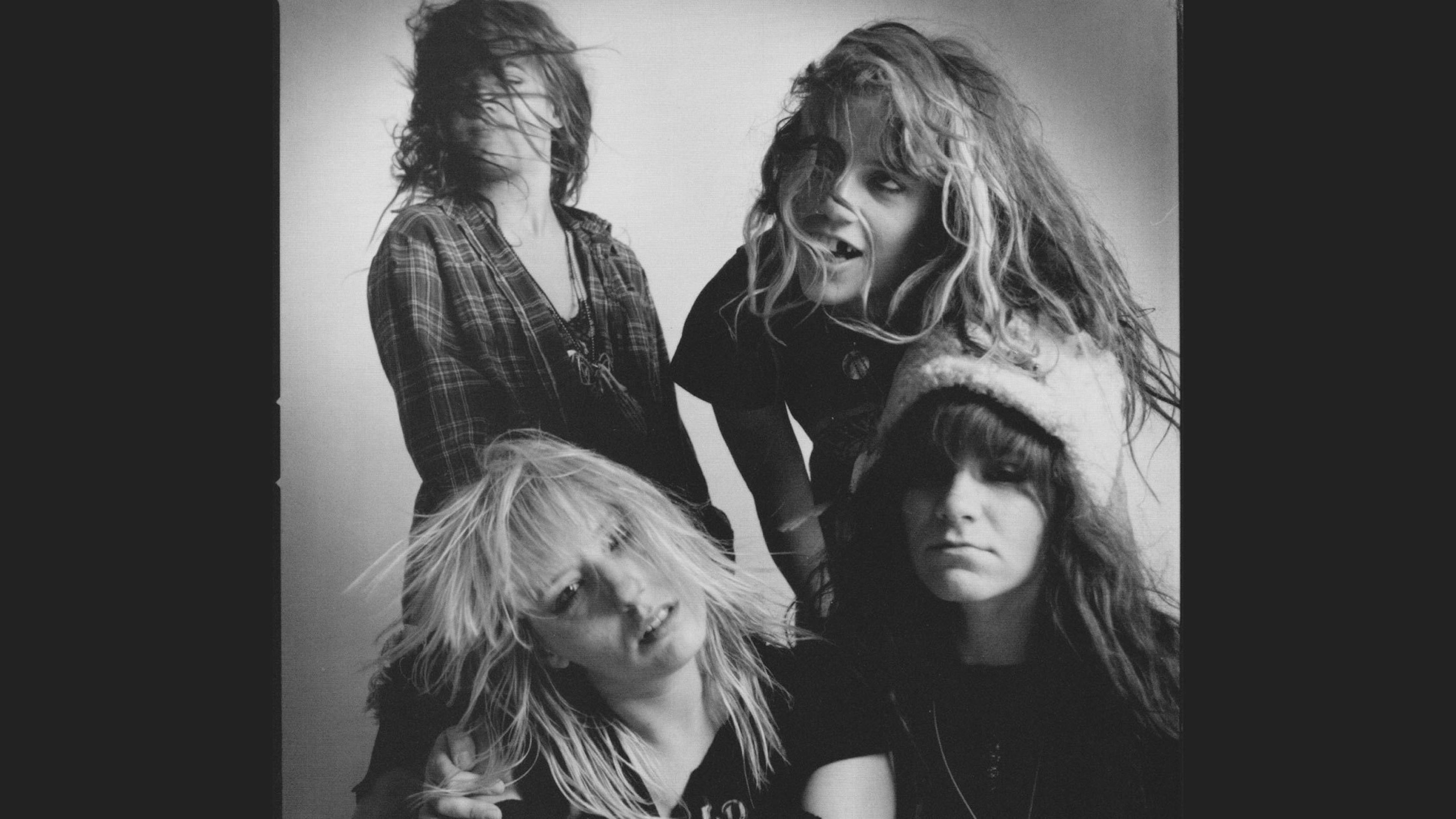L7 Announce First New Album In 20 Years