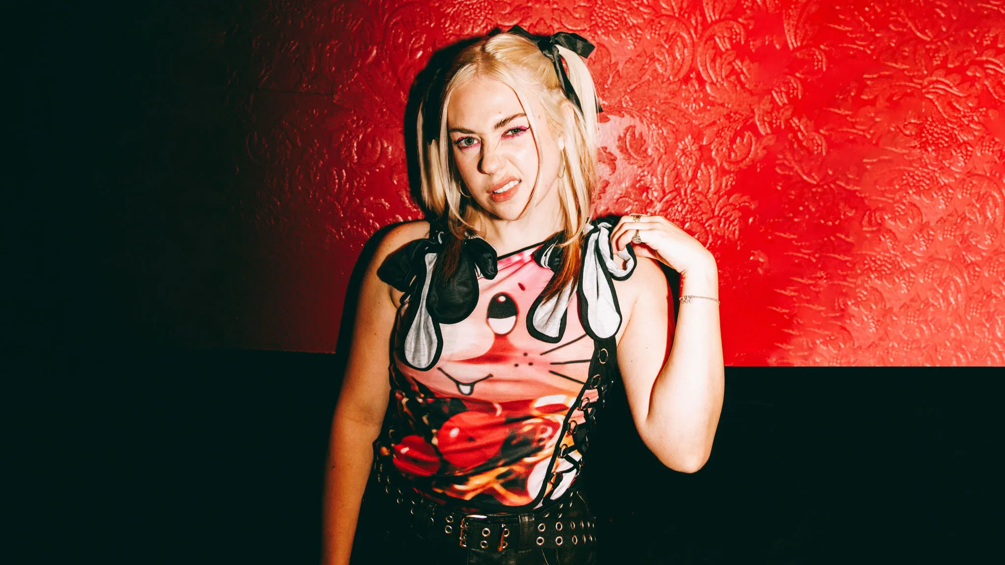 listen-to-lauran-hibberd-s-torturously-relatable-new-kerrang