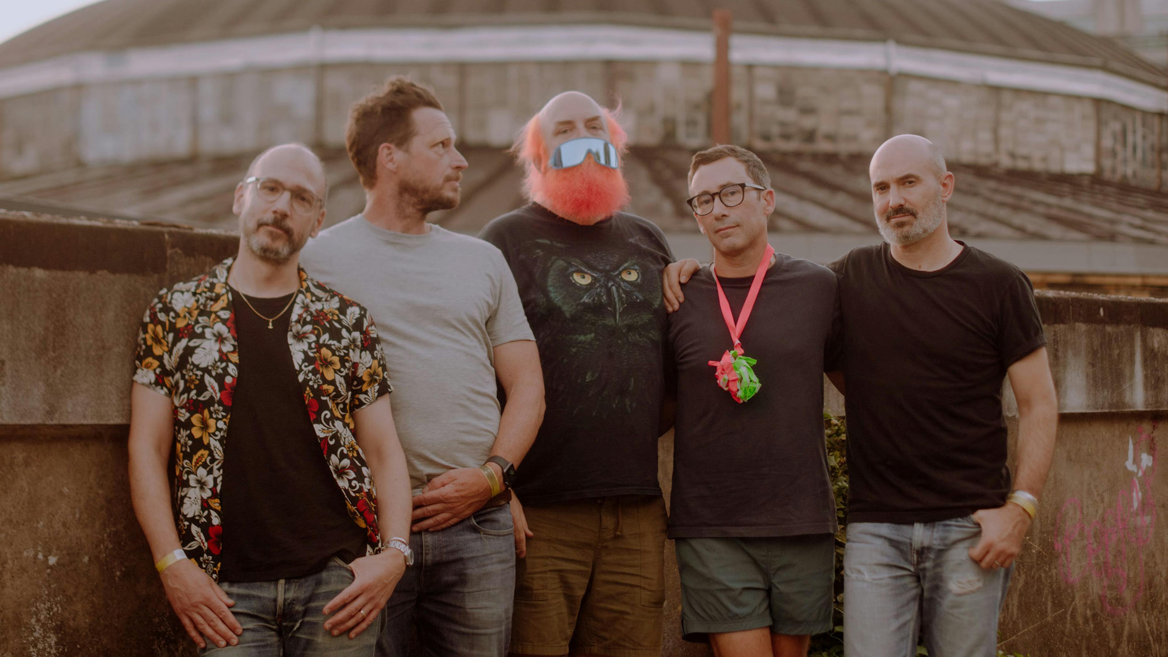 Les Savy Fav return with first new single in 14 years, Legendary Tippers