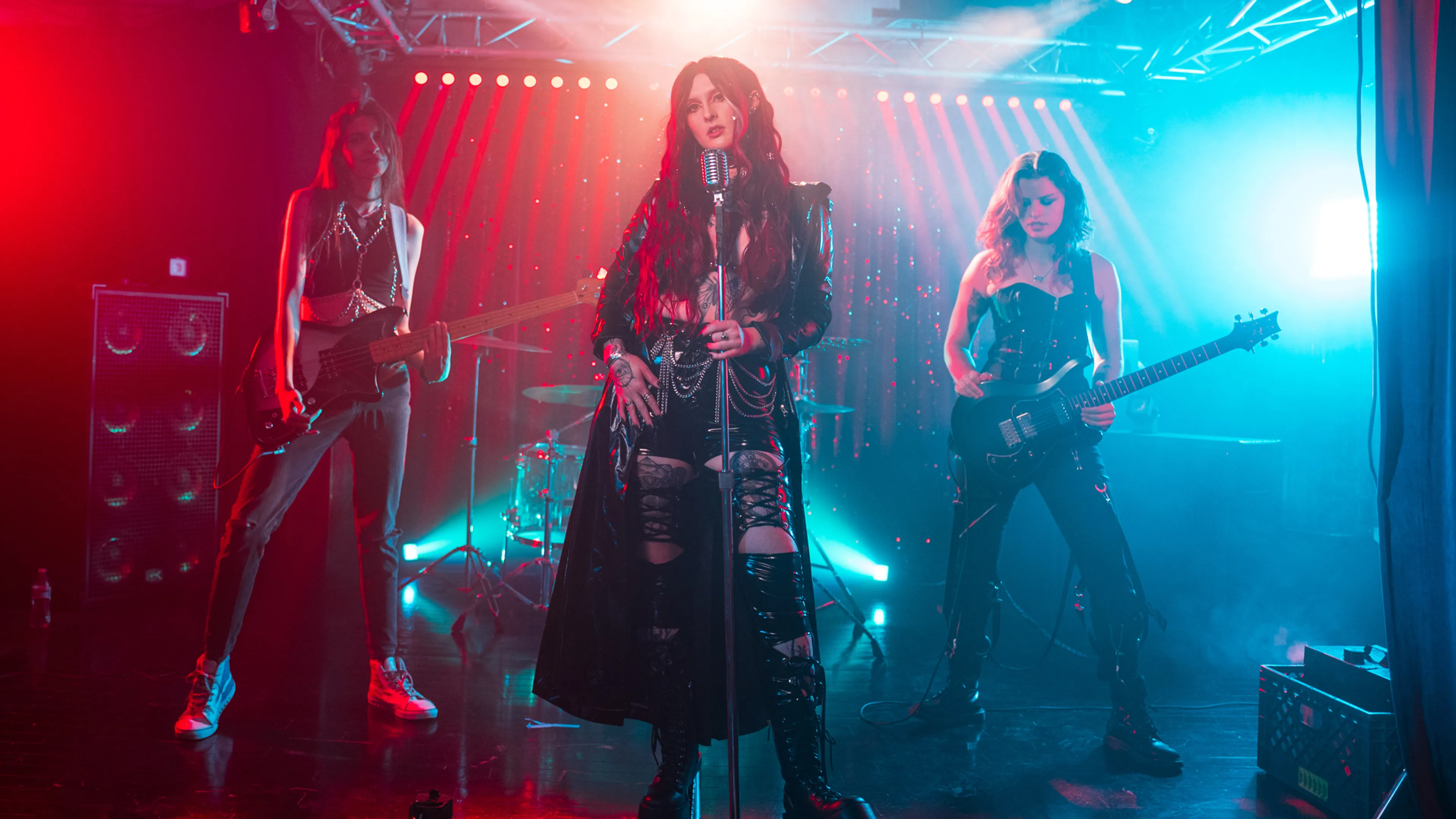 MOTHICA has released a new “rock-inspired anthem that teenage me would’ve loved”