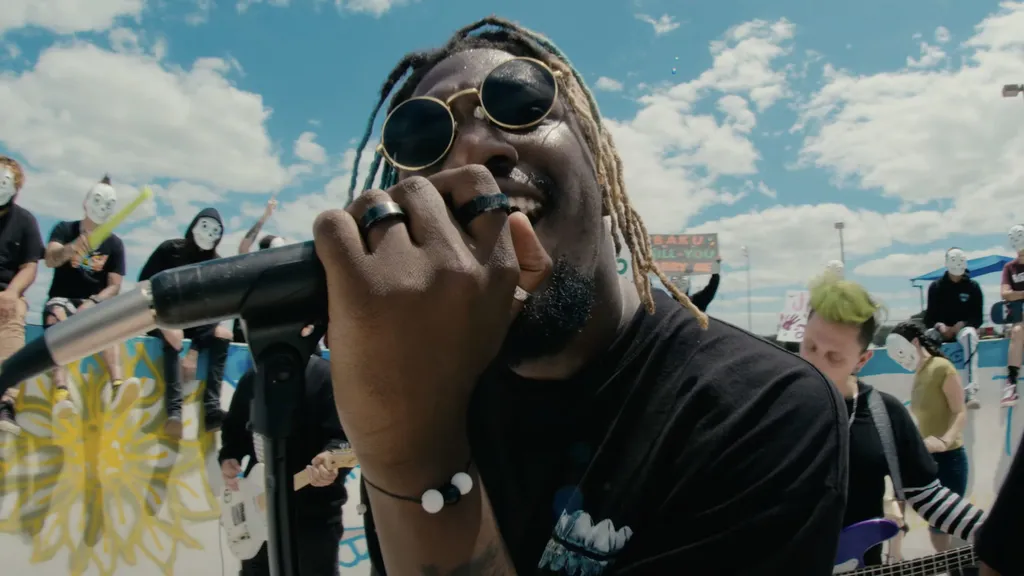 Magnolia Park Feel Something video