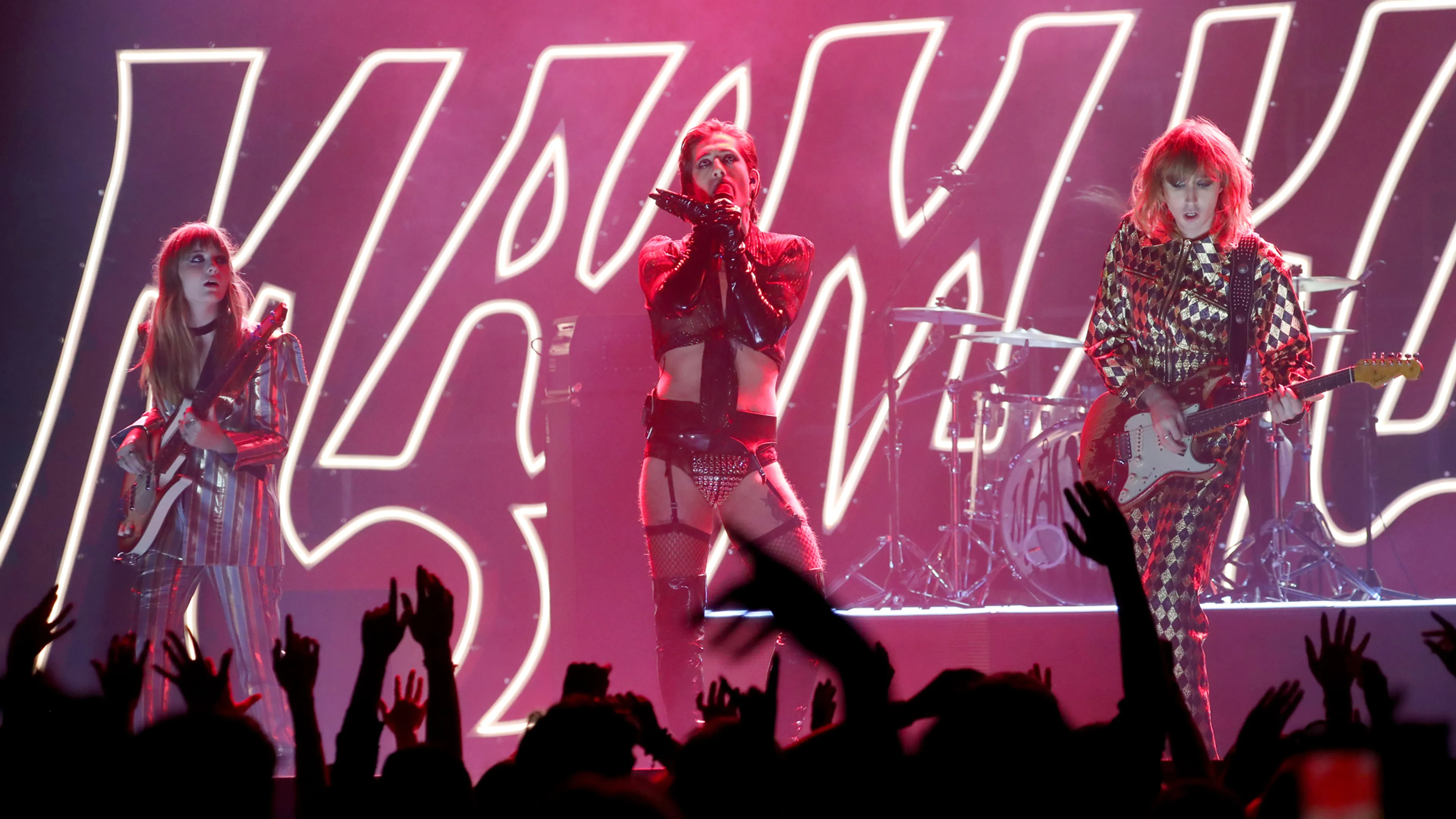 Måneskin win Best Rock Act at MTV EMAs; perform MAMMAMIA at the ceremony