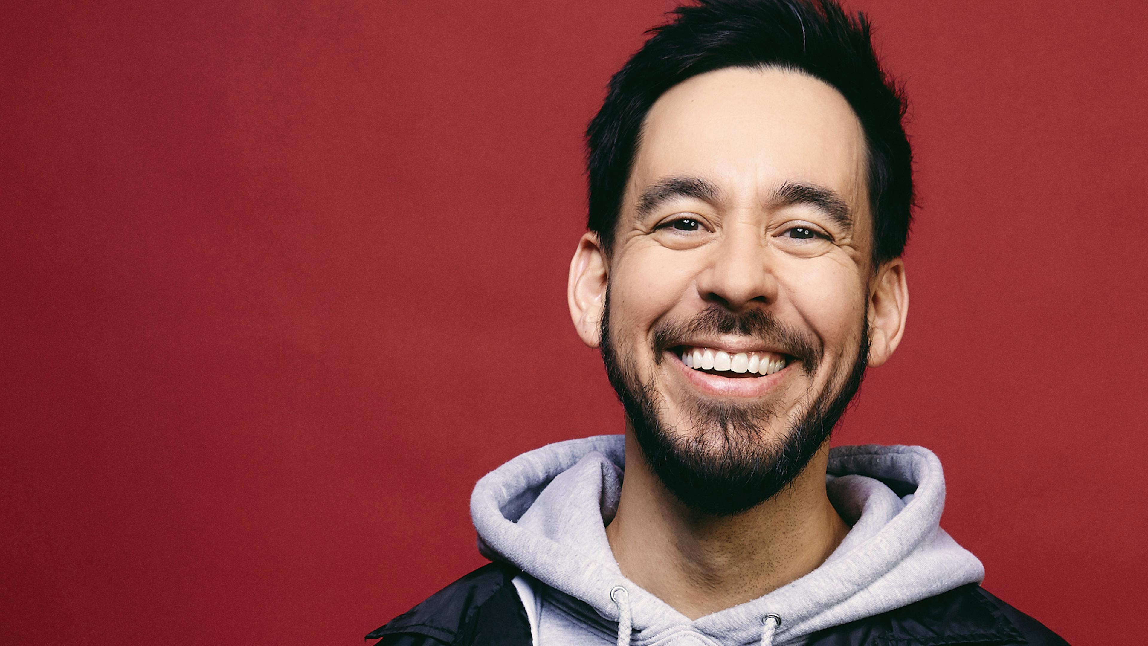 Fans think Mike Shinoda is teasing new music after he posts video shaving his head