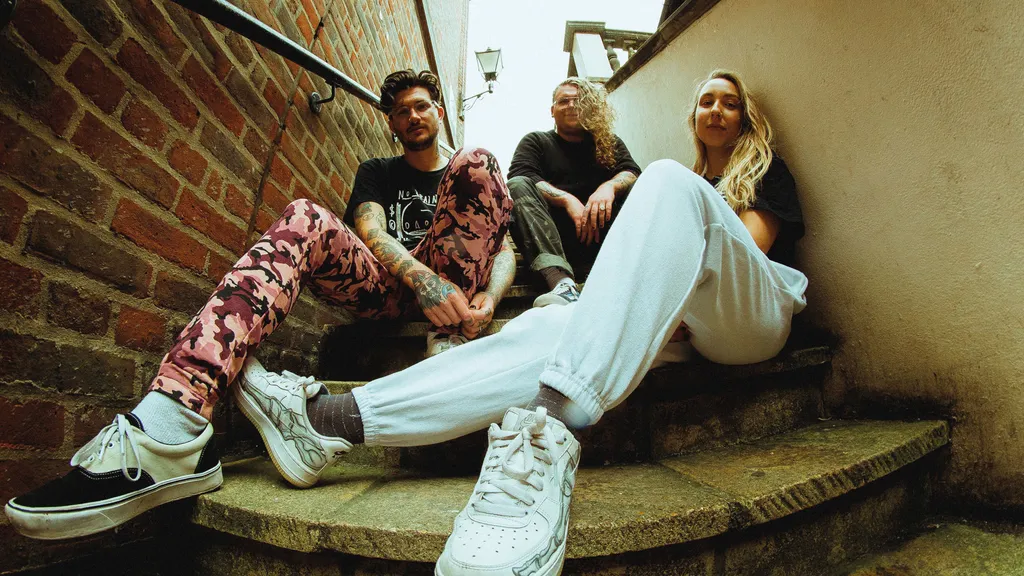 Milk Teeth Sean Black 2020