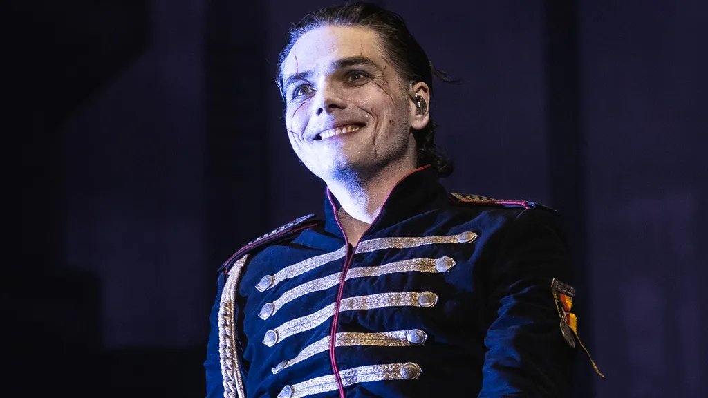 My Chemical Romance Gerard Way live September 2025 header credit Jenn Five 1