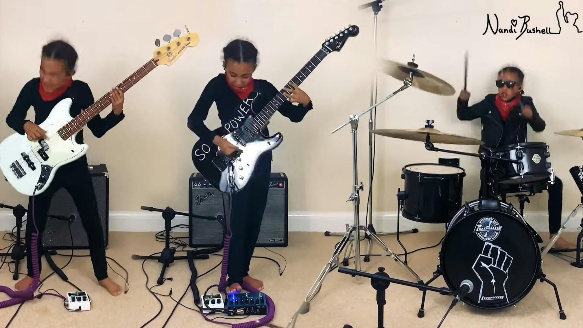 10-Year-Old Covers Audioslave's Cochise Using Tom Morello-Gifted Guitar