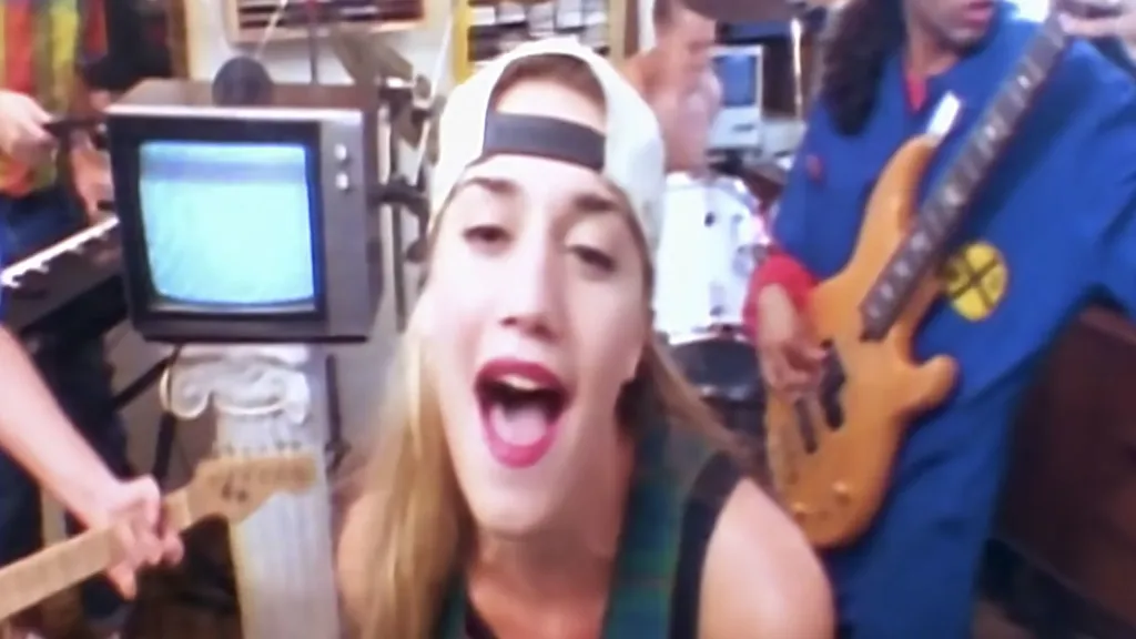 No Doubt Trapped In A Box video header