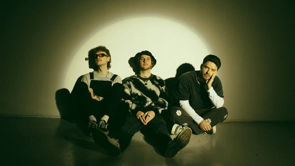 Normandie December 2023 promo credit Sebastian Strand