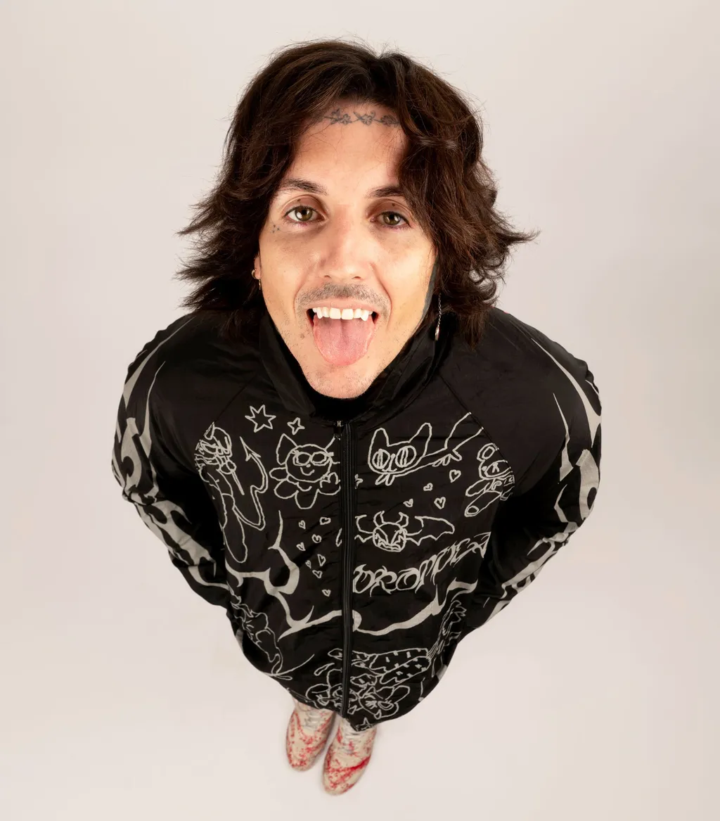 Drop Dead ニット セーター Oli着用 bmth Drop Dead ニット セーター Oli着用 bmth