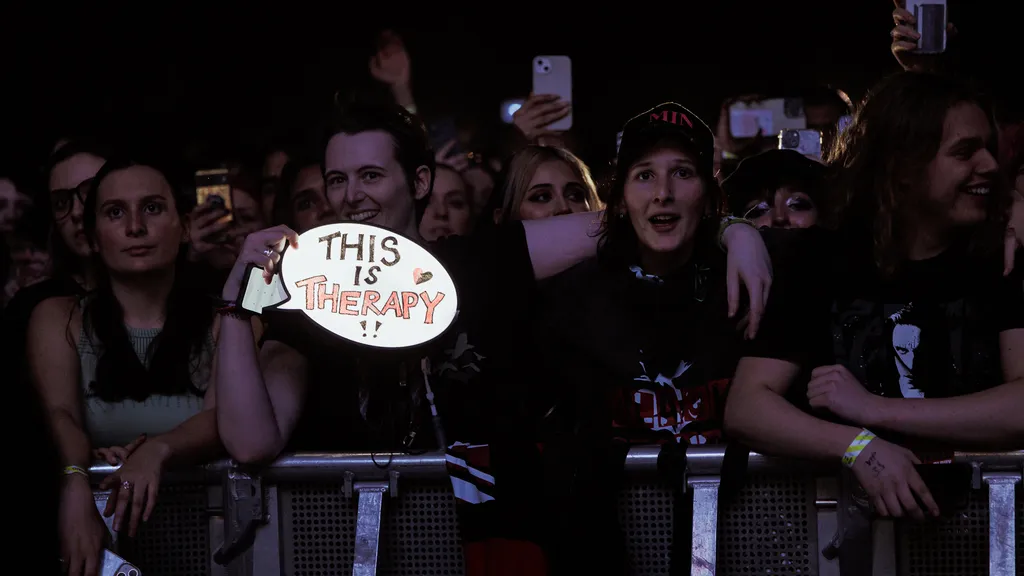 Palaye Royale Wembley Arena Mac Praed 2024 5