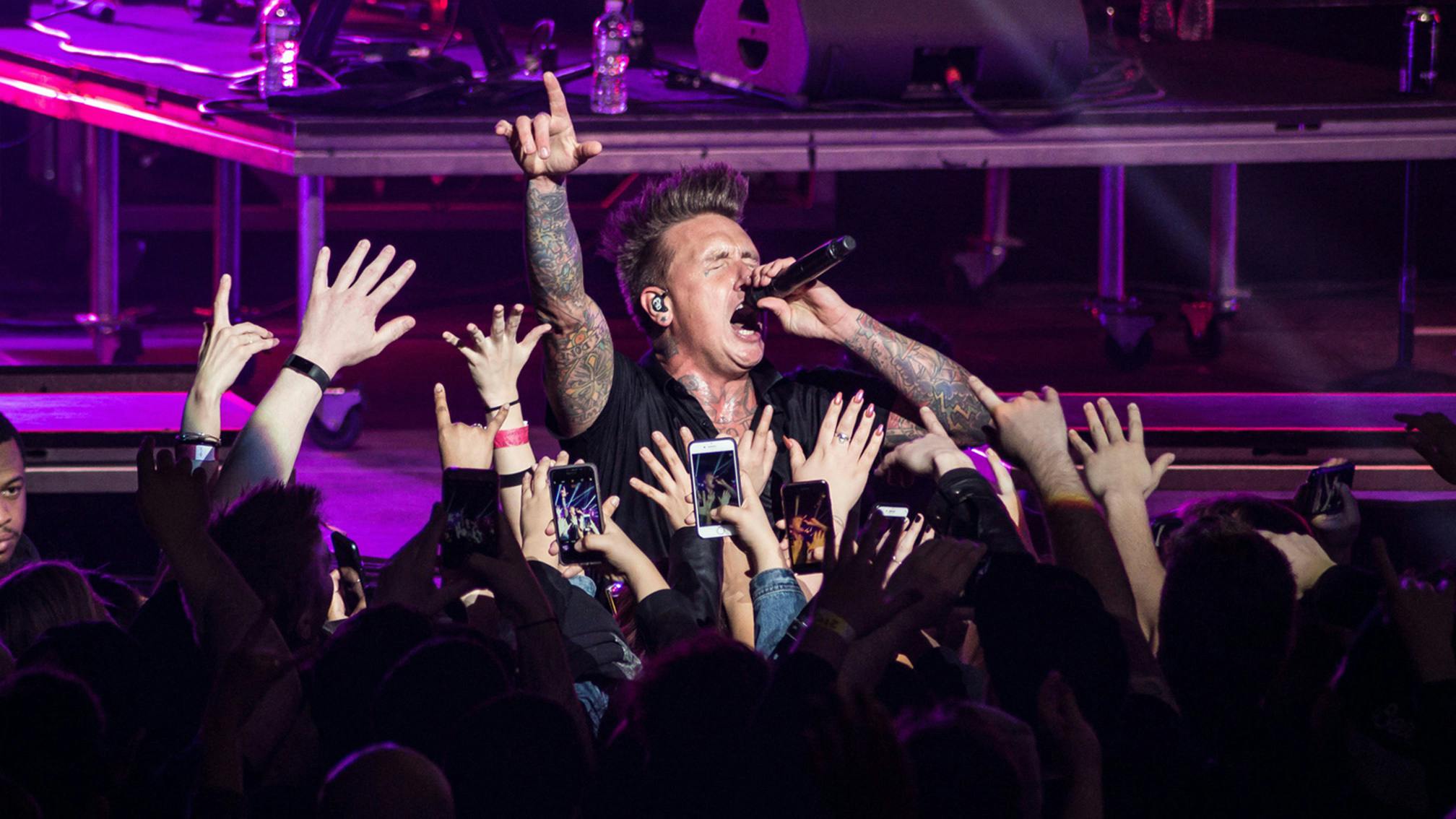 Papa Roach's Jacoby Shaddix: "We're not gonna drop a new album and tour until 2022"
