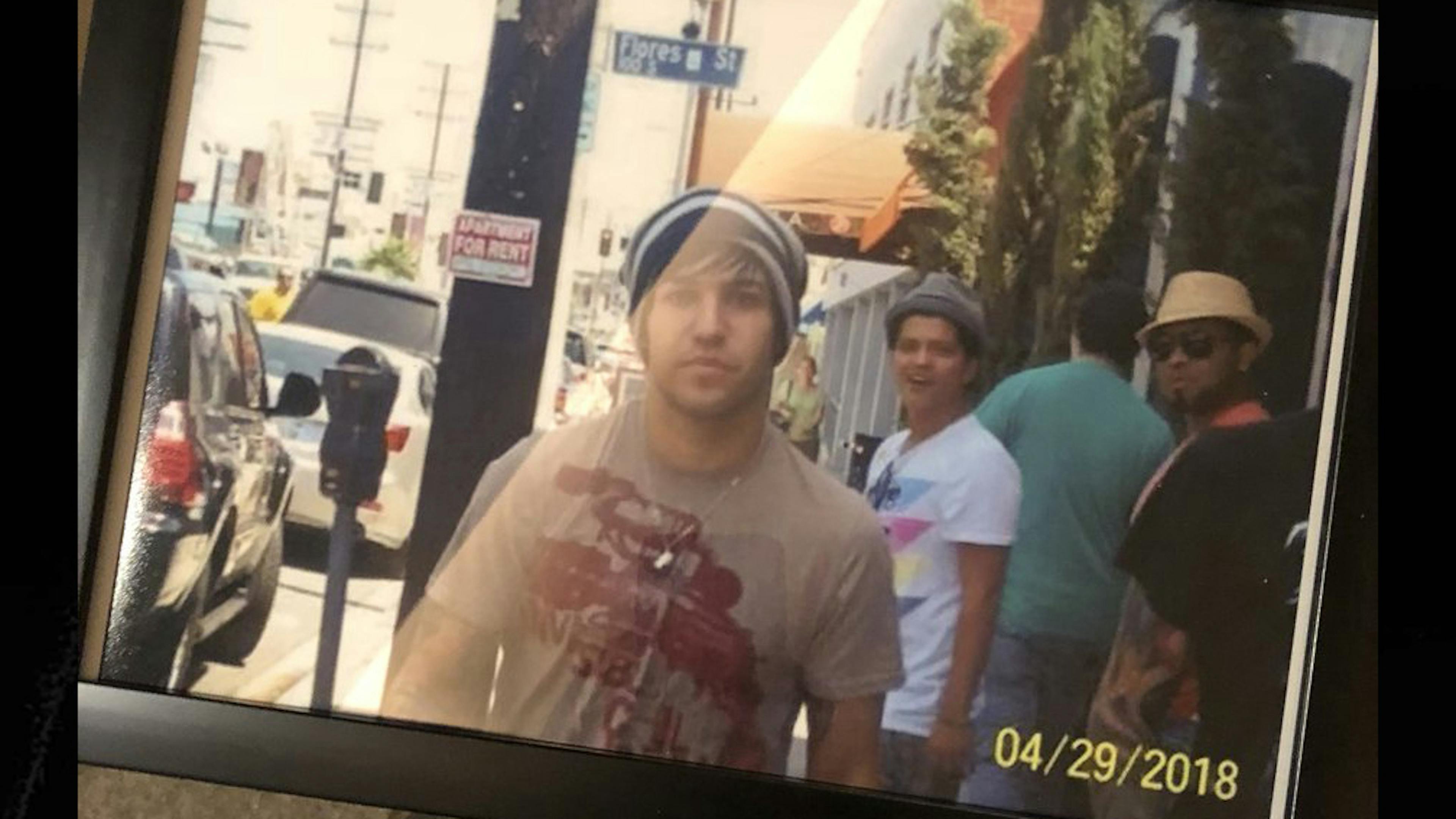 Pete Wentz Celebrates 10-Year Anniversary Of Viral Bruno Mars Photo