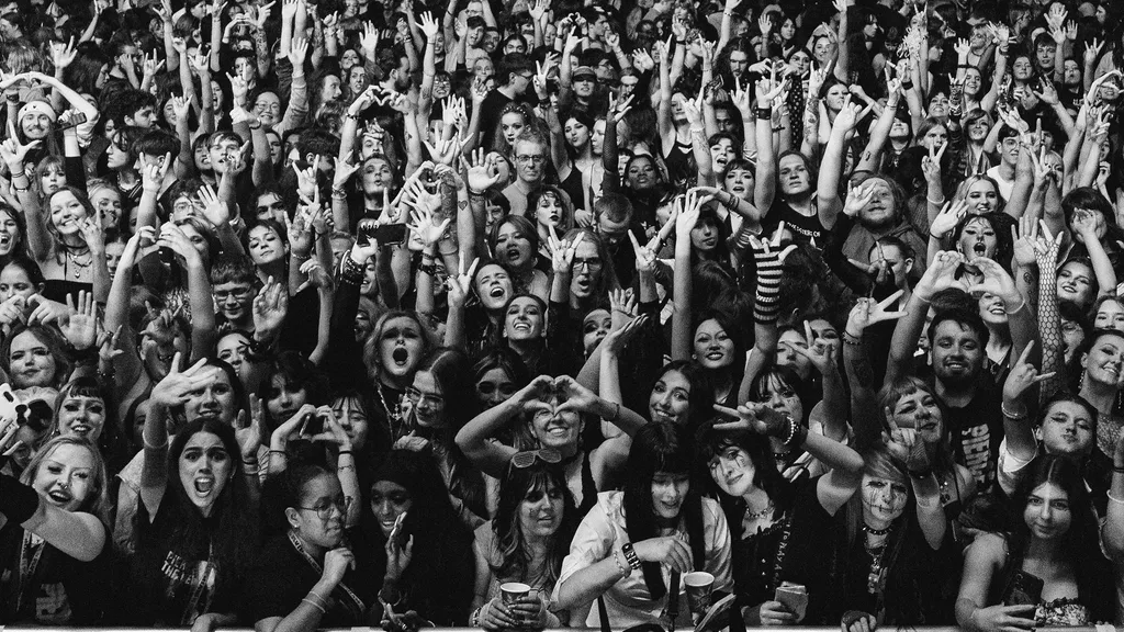 Pierce The Veil Anthony Tran 2024 12