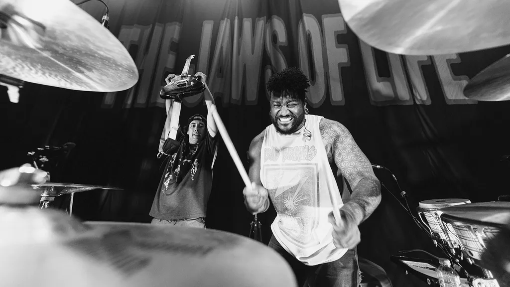 Pierce The Veil Anthony Tran 2024 13