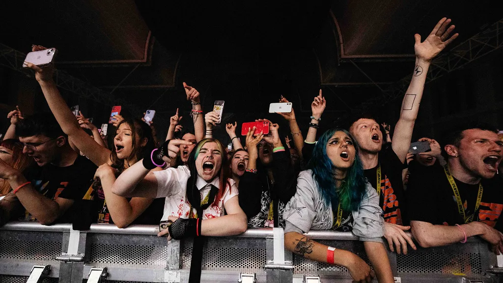 Pierce The Veil Anthony Tran 2024 8