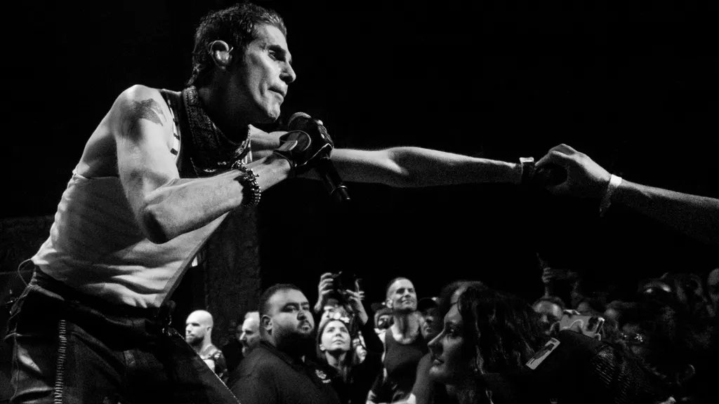 Porno For Pyros live 2023 credit Andi K Taylor