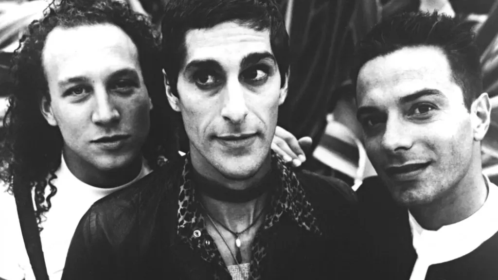 Porno For Pyros throwback promo