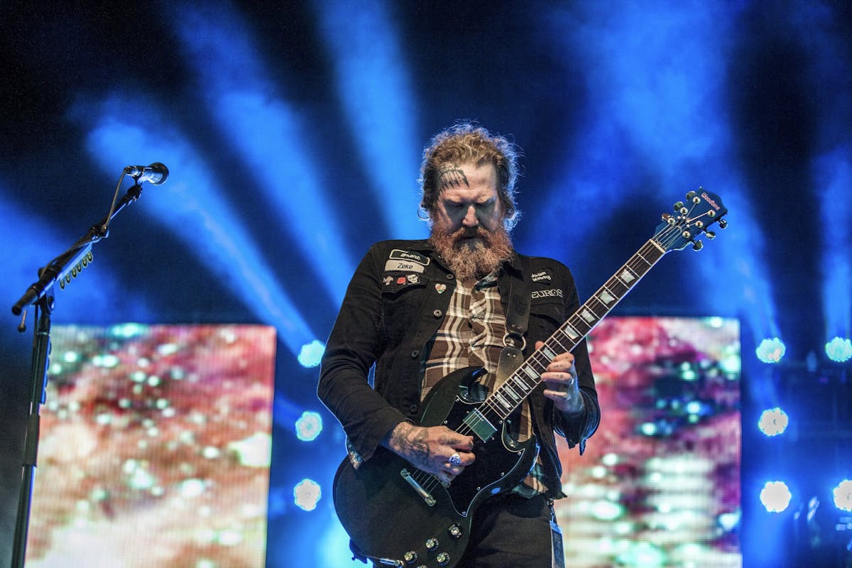 primus mastodon tour