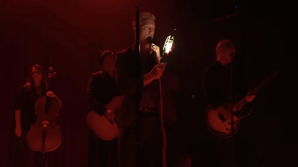 Queens of the Stone Age Running Joke Paper Machete The Tonight Show Starring Jimmy Fallon