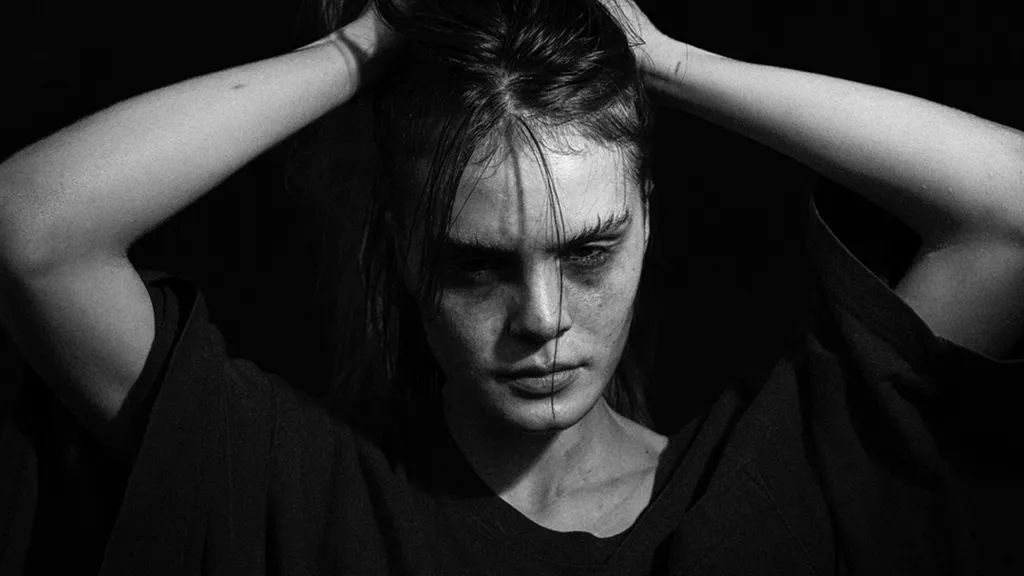 SOFIA ISELLA October 2025 promo credit Jasper Graham