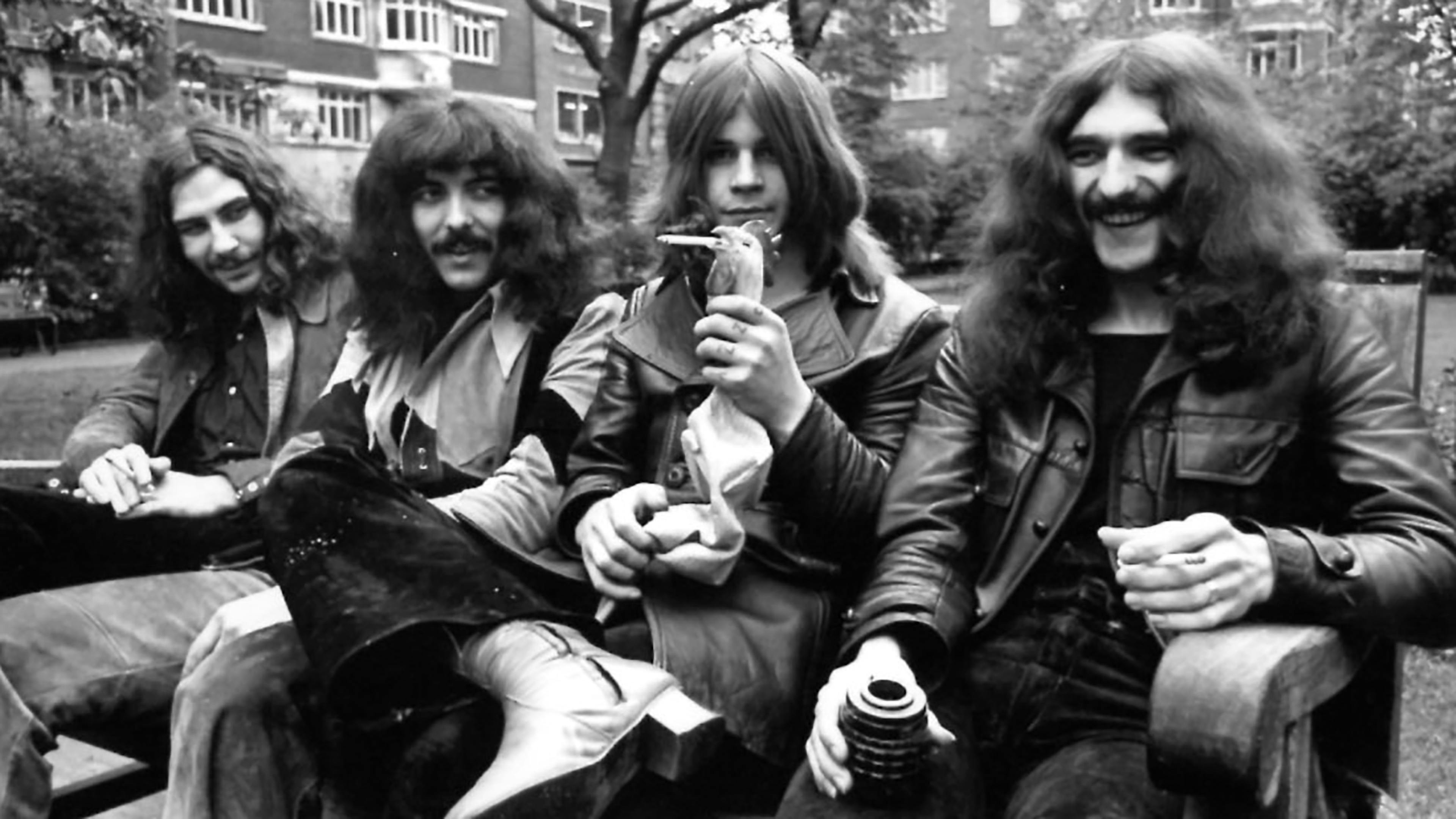 Free Coffee & Cocktails On Friday the 13th In Tribute to Black Sabbath