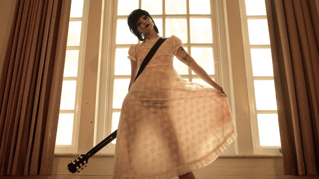 Saint Agnes Kitty solo promo October 2023 credit Scott Chalmers