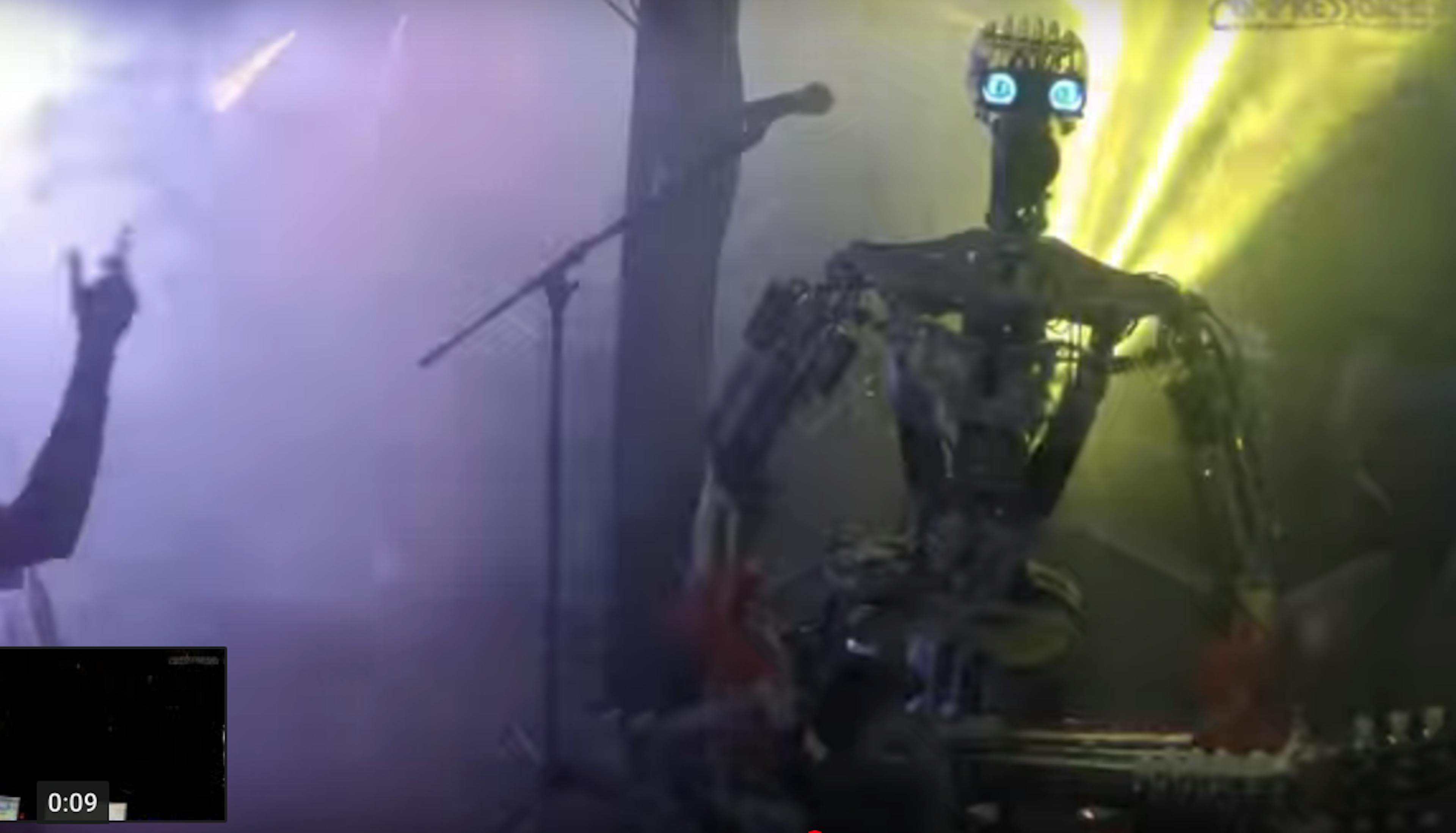 This Band Of Robots Covering Motörhead Are More Punk Rock Than You'll Ever Be