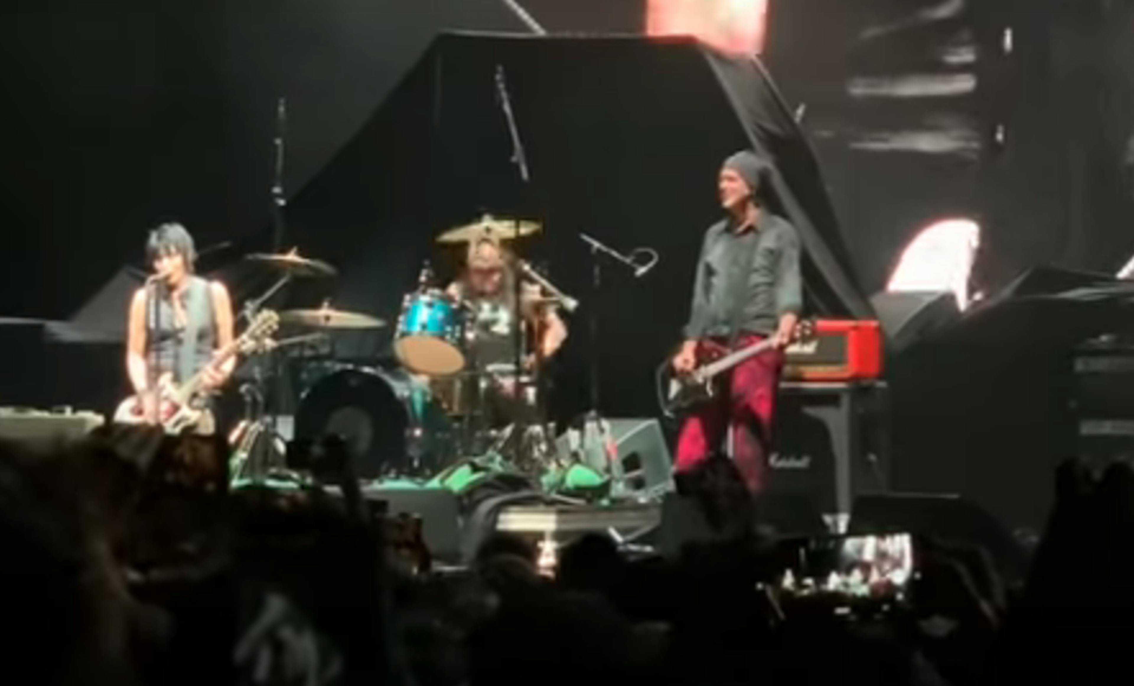 Nirvana Reunite At Cal Jam '18, Play Six Song Set