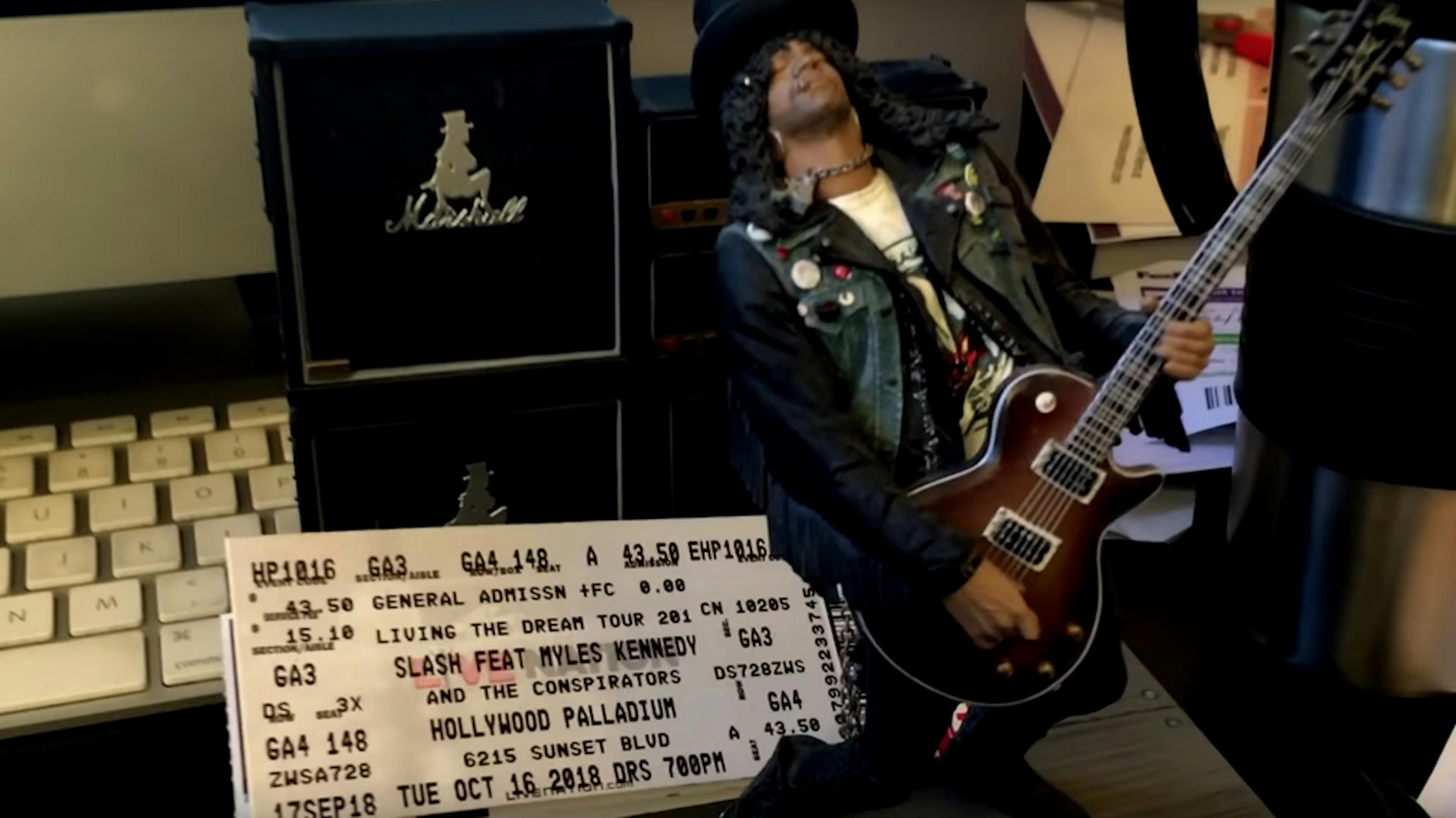 Slash ft Myles Kennedy & The Conspirators Drop New Video, Mind Your Manners