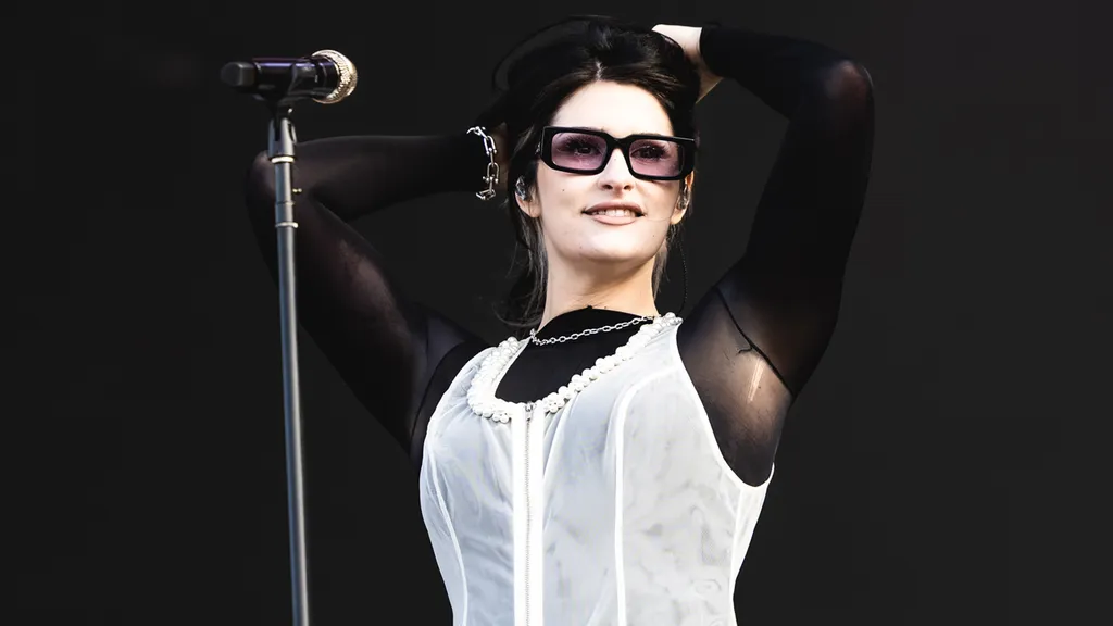 Spiritbox live Download Festival 2025 Courtney La Plante header credit Jenn Five